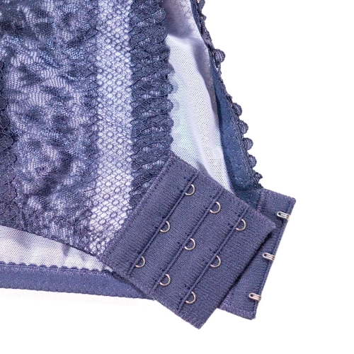 Ultra-comfortable deep-adjustable back-supporting underwear