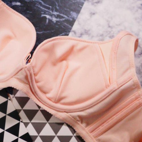 Exclusive smooth surface seamless * soft steel ring * adjustable undergarment for women