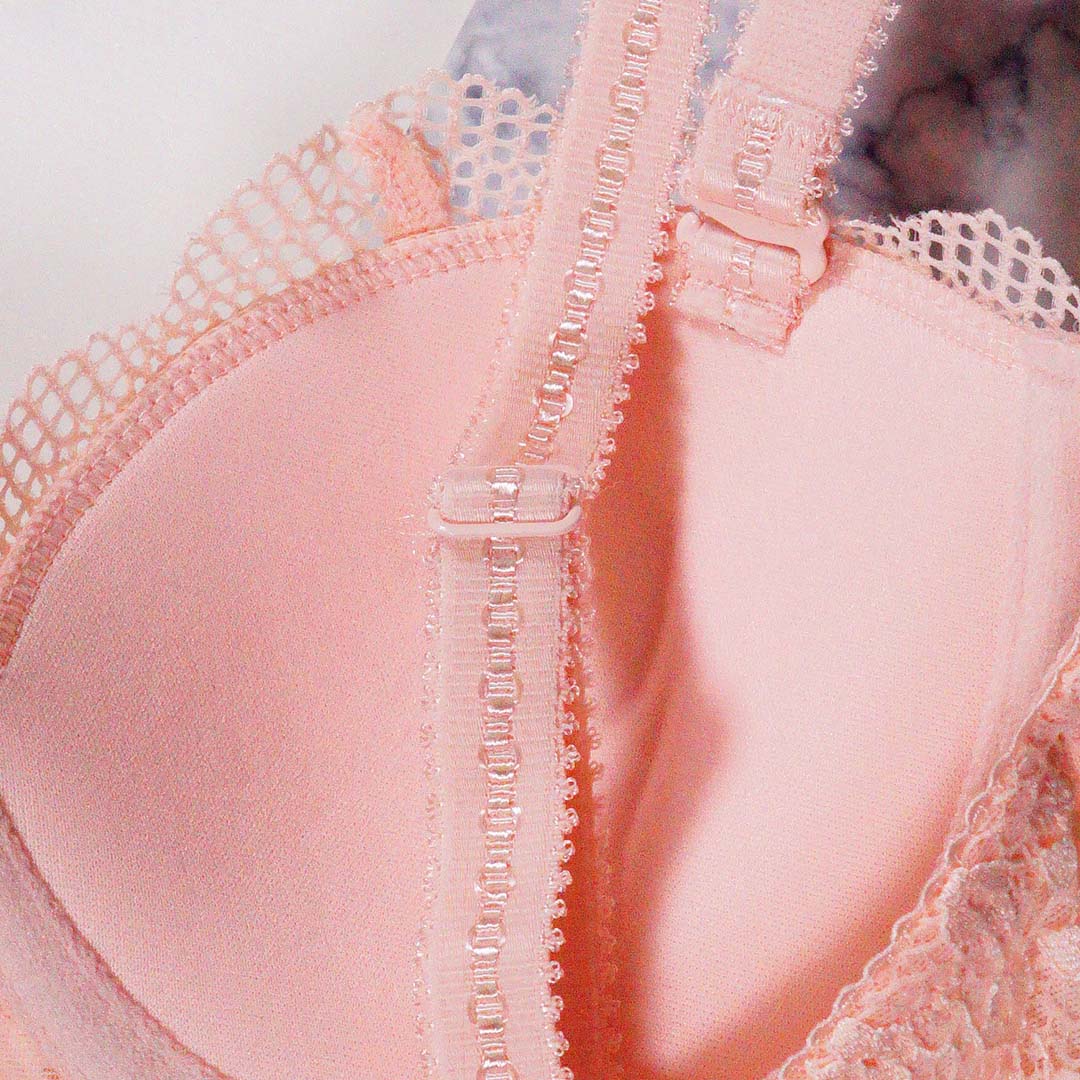 性感撩人蕾絲立體半杯內衣