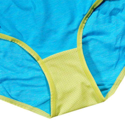 Gentle and comfortable, adjustable back cross shoulder straps, sports bra with matching underwear