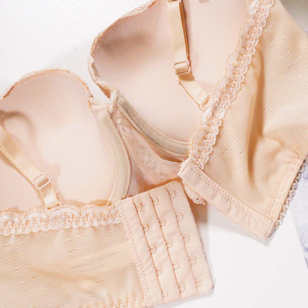 五排扣性感蕾絲鏤空聚攏舒適上薄下厚有鋼圈內衣