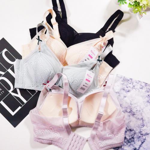 吊角拼接鏤空設計，親膚舒適透氣無鋼圈內衣