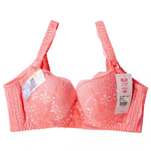 (A-C) Three-dimensional cup-adjustable undergarments (Panties are sold separately)