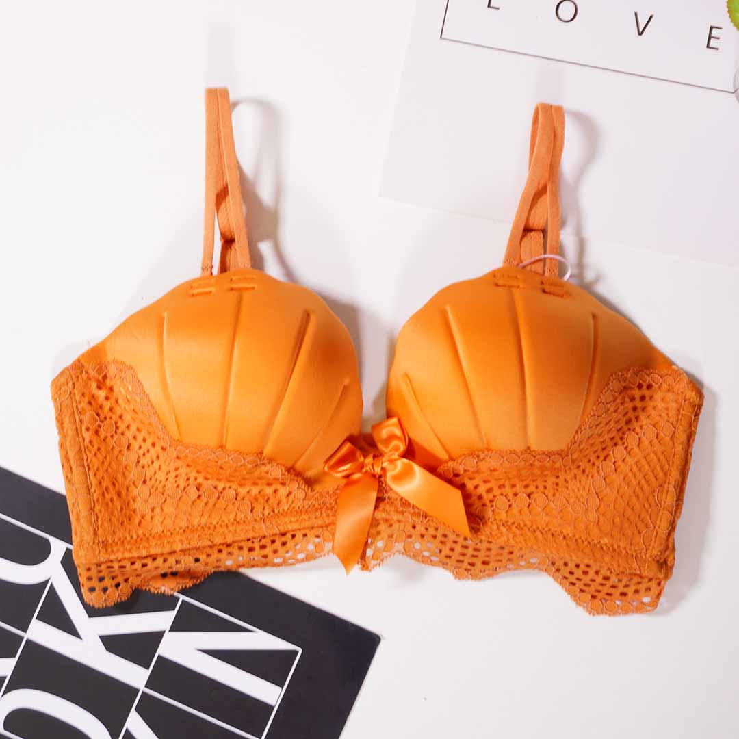 少女性感性感貝殼小胸聚攏防下垂無鋼圈無痕內衣-可著到G杯