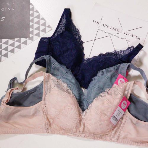 Under-bust support bra without steel wires