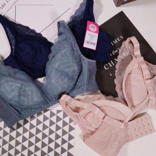 Under-bust support bra without steel wires