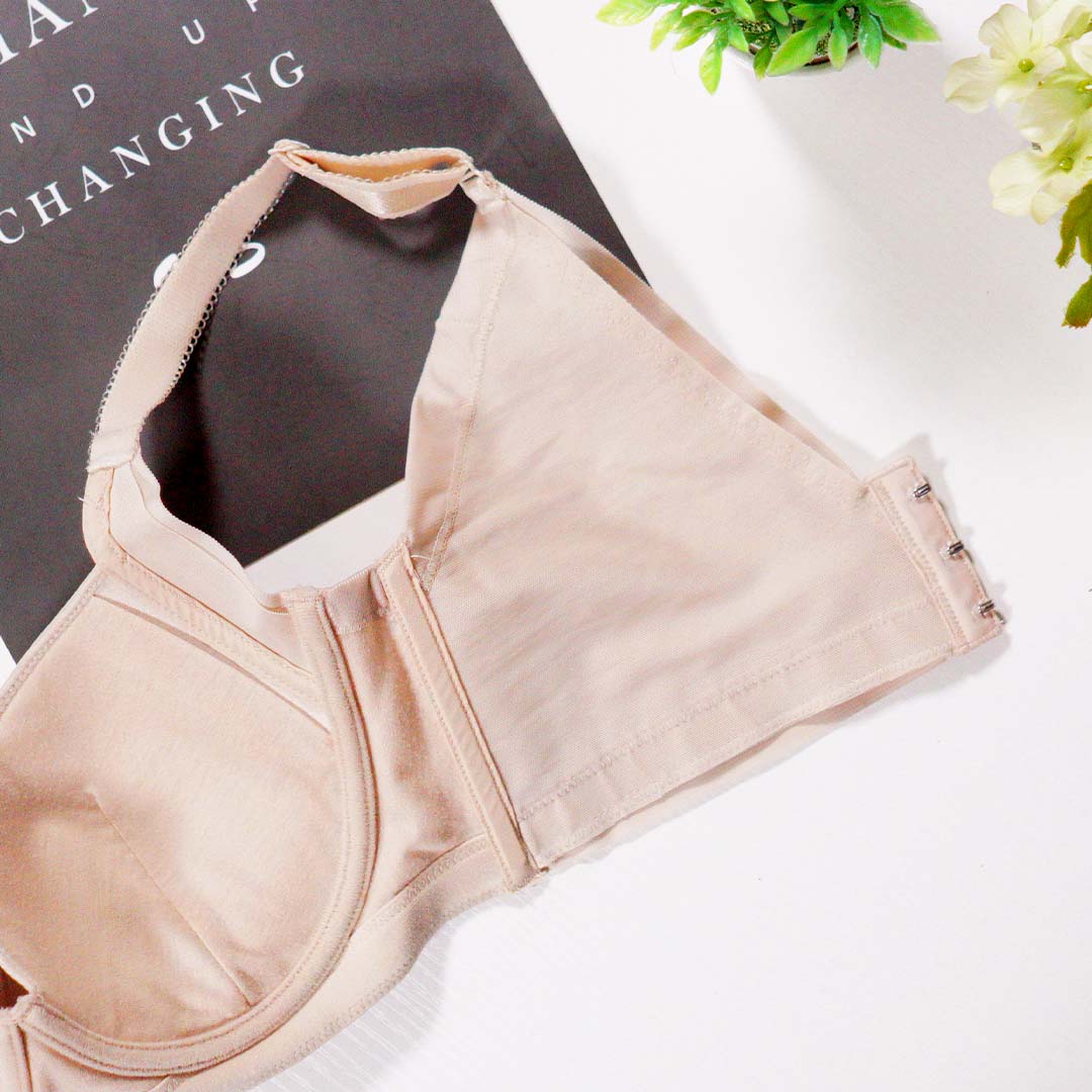 自信全包覆素面無痕機能內衣 專業養脂術系列