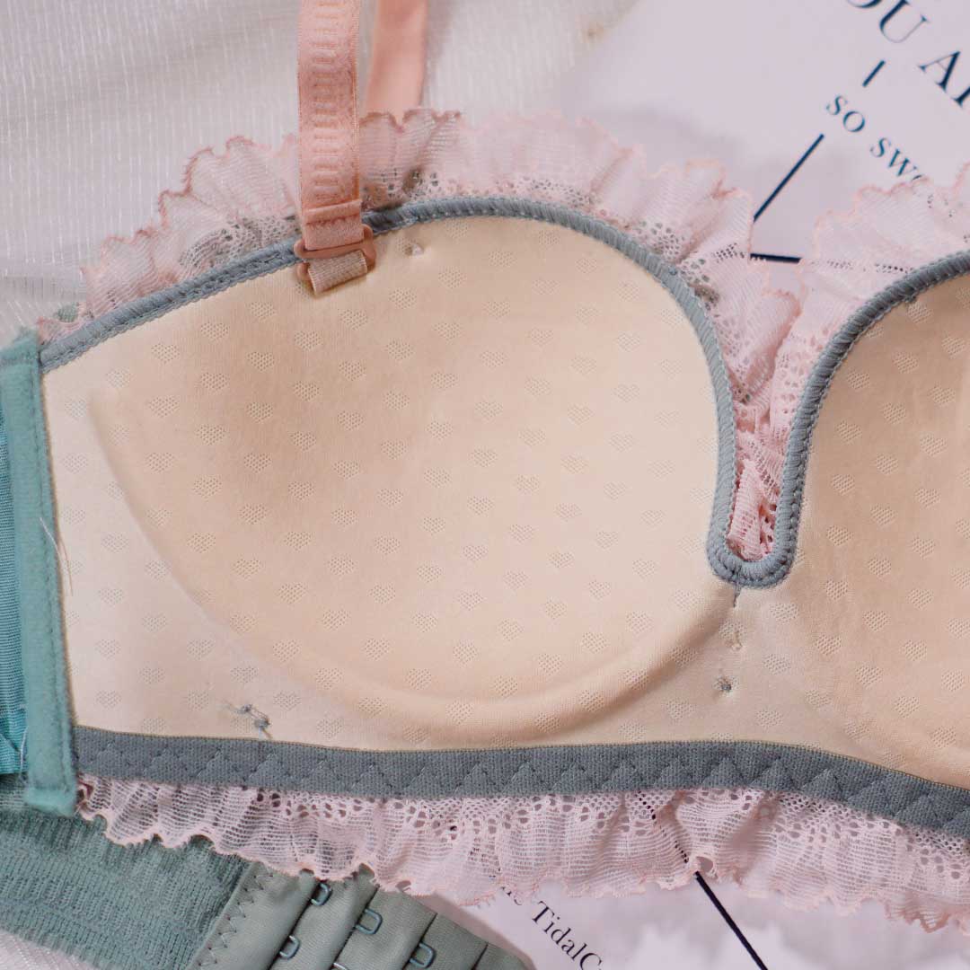 日系少女薄款小清新乳膠無鋼圈小胸聚攏內衣-配送褲仔