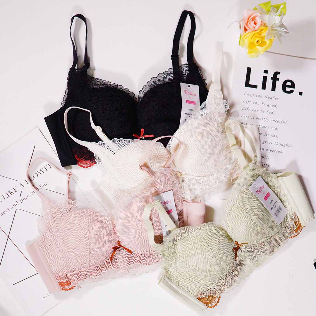 輕柔舒適網紗蕾絲杯面小胸聚攏上托無鋼圈調整型內衣