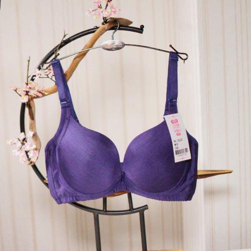 Plain-colored coffee-colored cotton lingerie set with an ultra-comfortable design featuring no bra cups and a deep V-neckline.