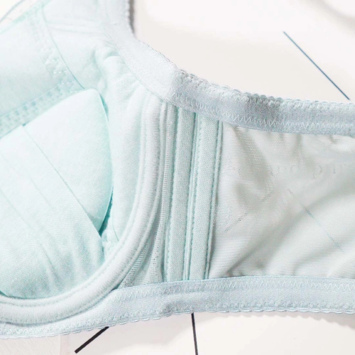 甜蜜女神大罩杯包覆機能內衣