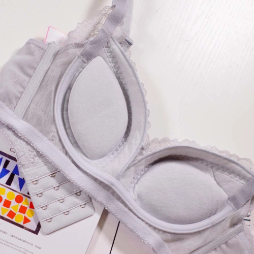 少女心蕾絲超輕盈無鋼圈調整型內衣