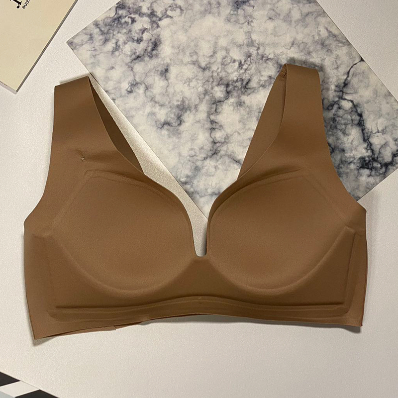黑科技空氣一體杯光面無痕一片式聚攏內衣