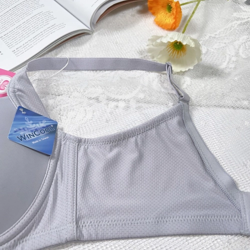 Summer new style cool and comfortable adjustable bra with underwire
