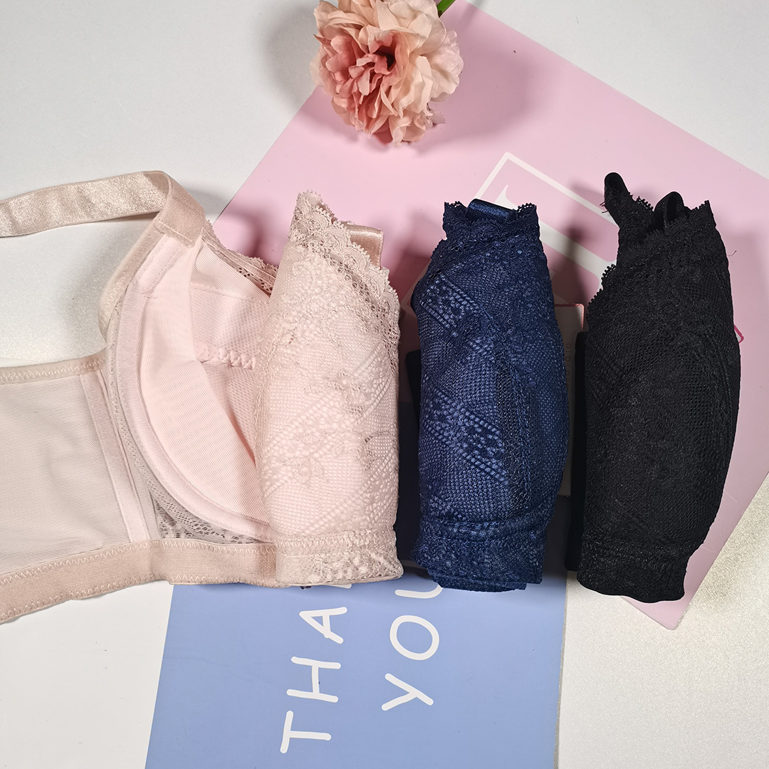 輕盈薄料無鋼圈蕾絲調整型內衣