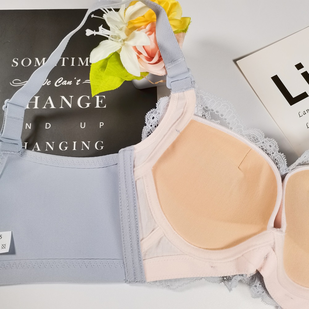 性感蕾絲小胸顯大無鋼圈聚攏調整型內衣
