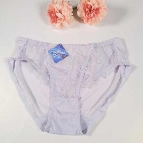 Graceful curves with pants