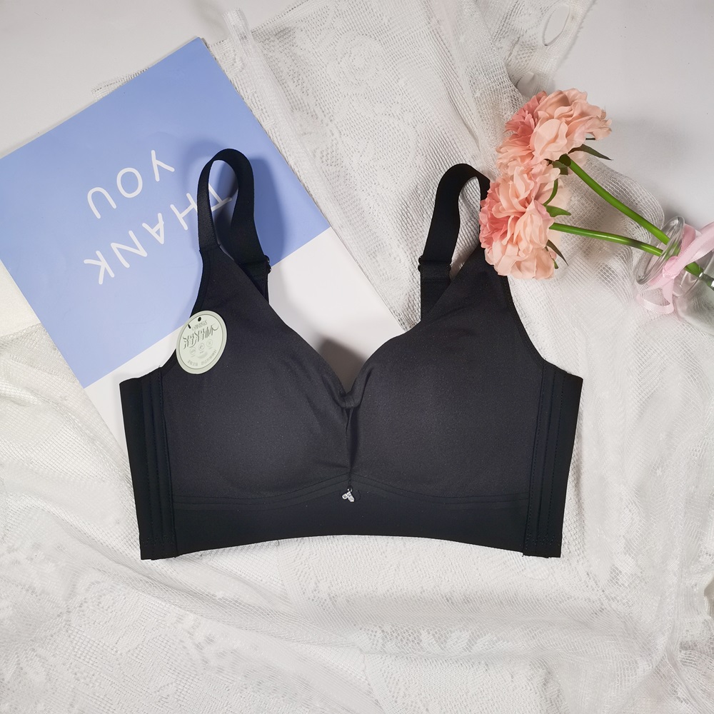 柔軟光面無痕罩杯