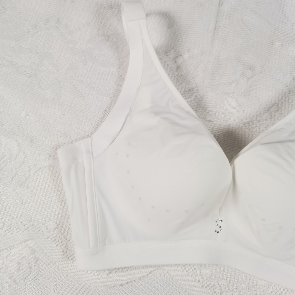 美胸達人-軟鋼圈素面調整型內衣 薄杯不露點-雞蛋衣薄膜調整型內衣