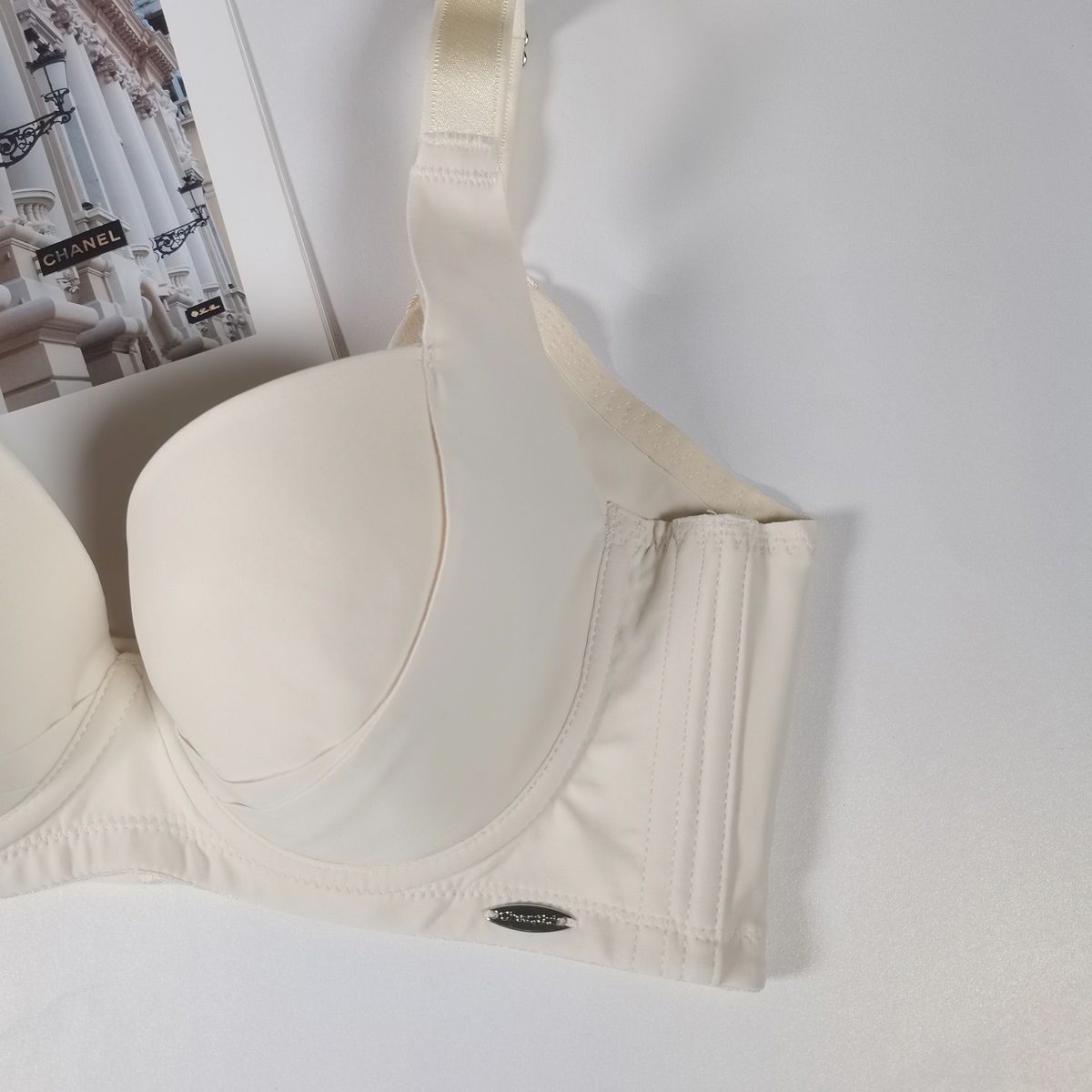 高美背修副無痕WINCOOL涼感調整型內衣