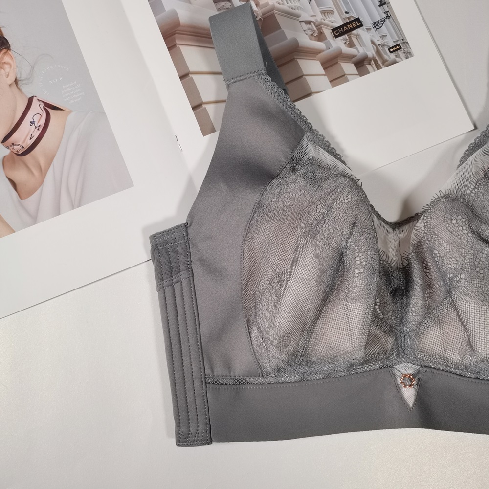 大罩杯軟鋼圈全包型調整型內衣