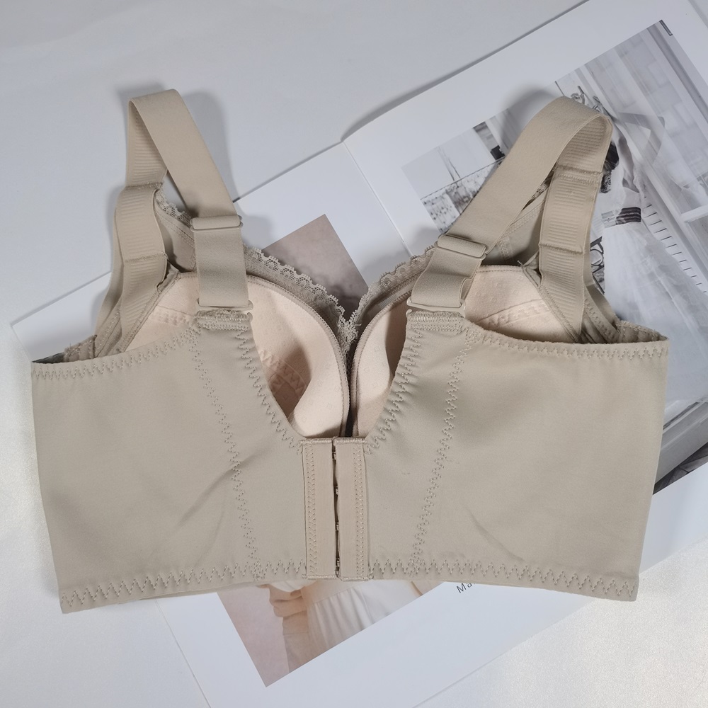 無痕大罩無鋼圈調整型內衣