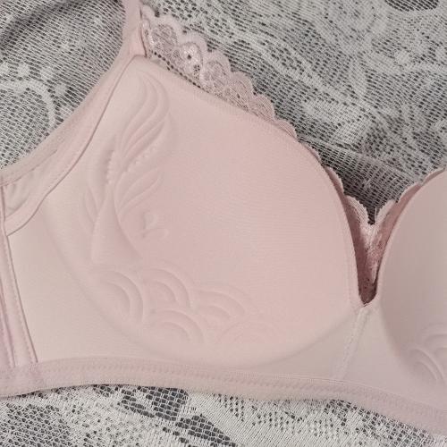 Three-dimensional soft cotton breathable wave-shaped cup without steel ring adjustable underwear
