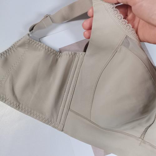 Silent large-cup adjustable bra without steel underwire