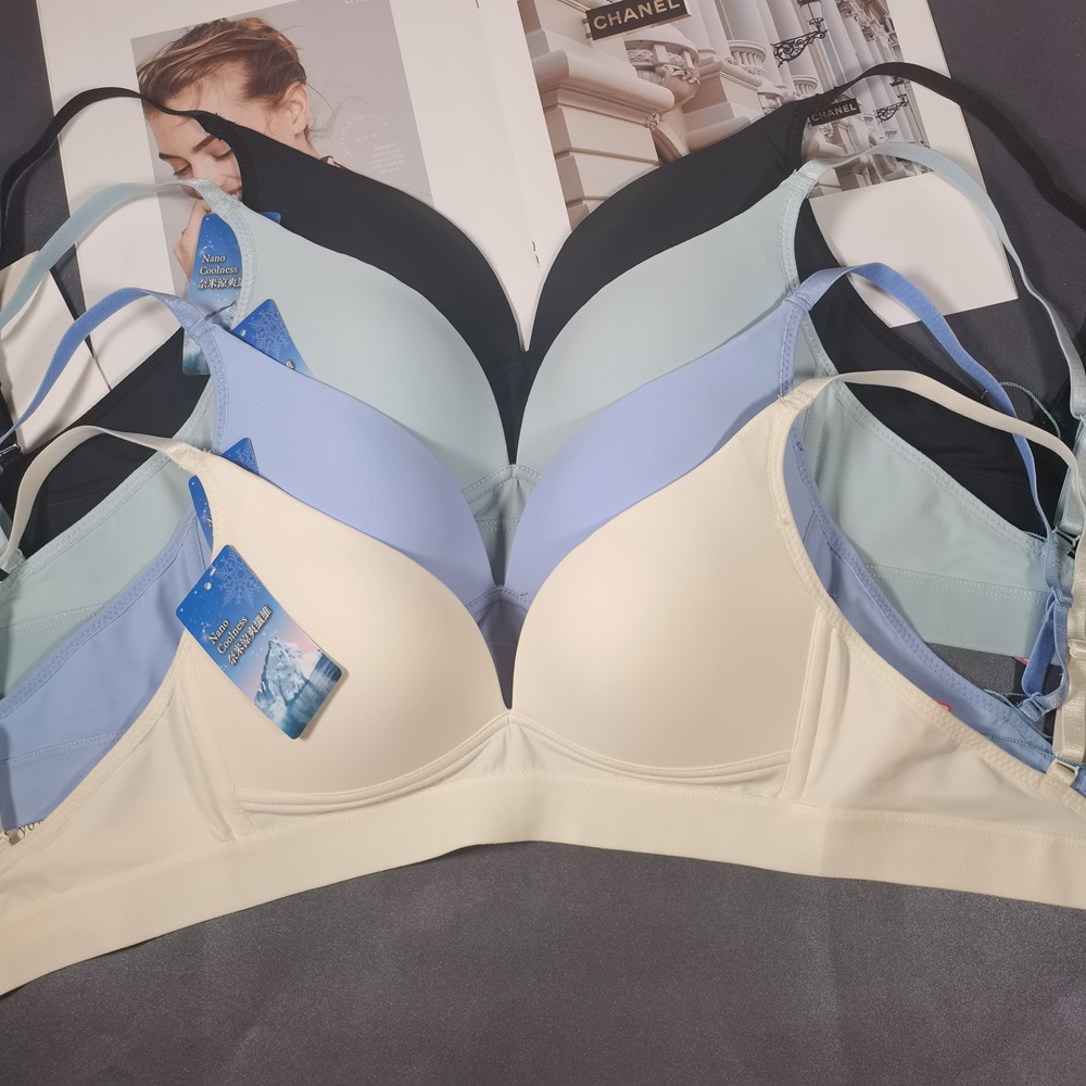 糖果系：無鋼圈少女調整型內衣 - 無鋼圈