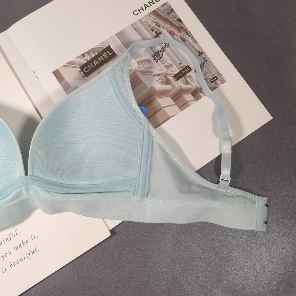 糖果系：無鋼圈少女調整型內衣