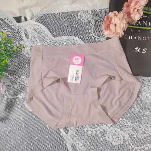 Low-rise 100% cotton and silk underwear with 7A antibacterial property