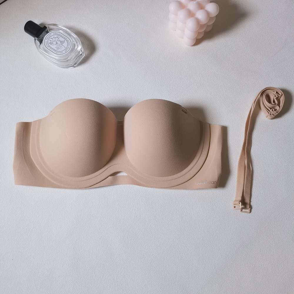 FreeStyle無重力防跌BRA，露肩神器，包吾會跌