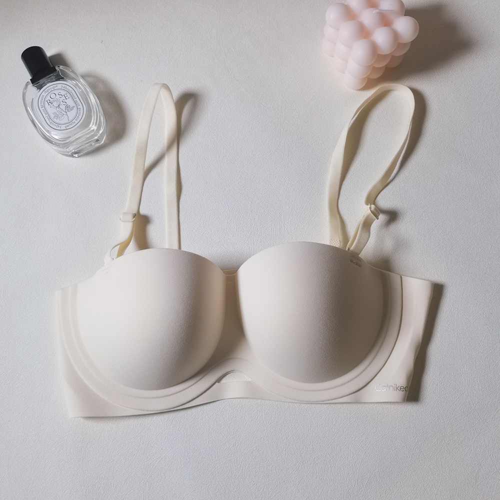 FreeStyle無重力防跌BRA，露肩神器，包吾會跌