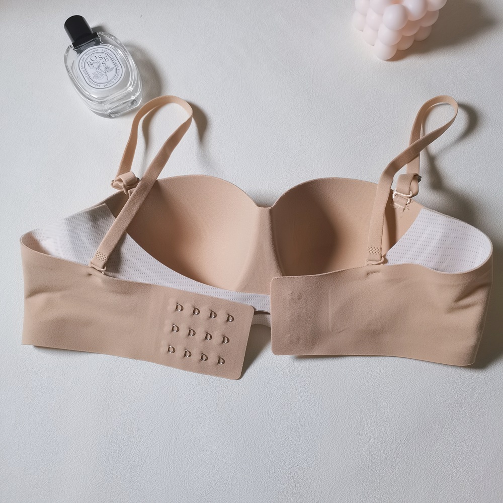 FreeStyle無重力防跌BRA，露肩神器，包吾會跌