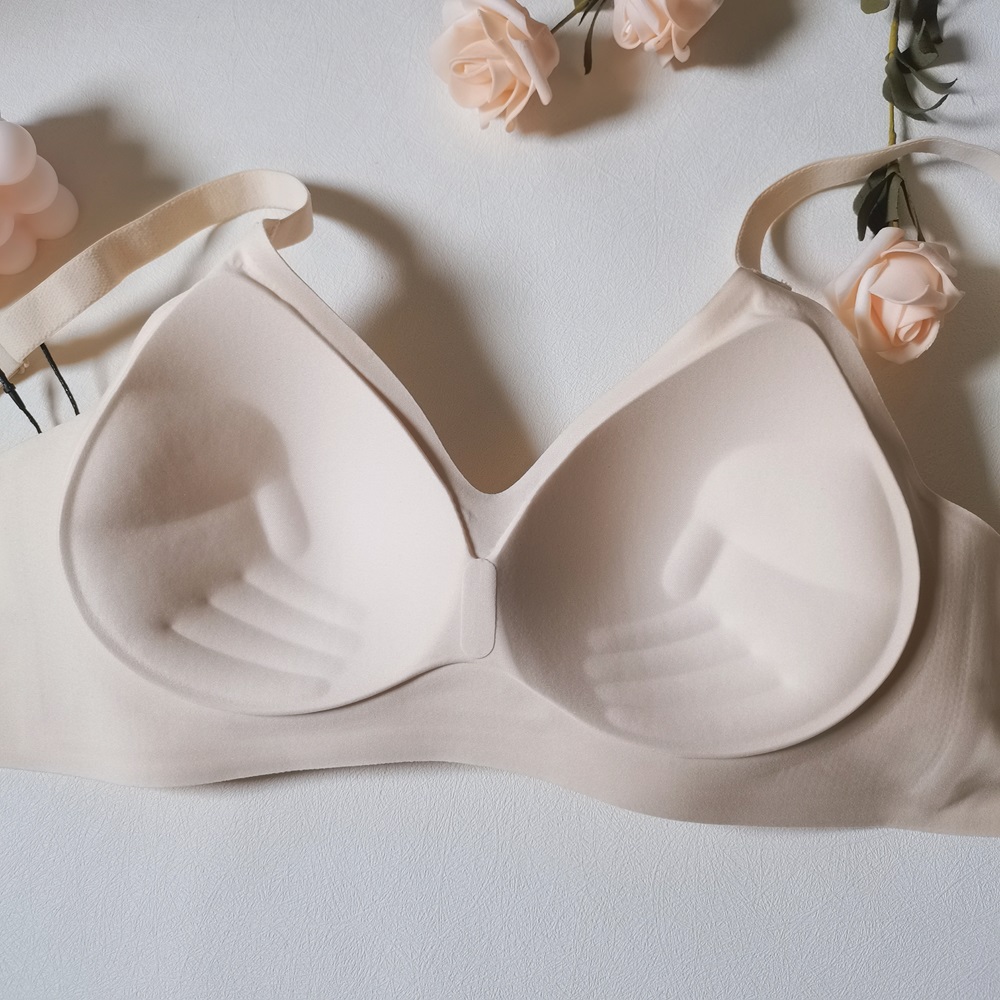 滿集中裸感萬能掌托罩杯無痕內衣