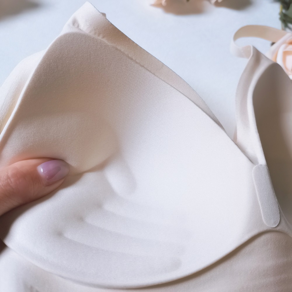 滿集中裸感萬能掌托罩杯無痕內衣