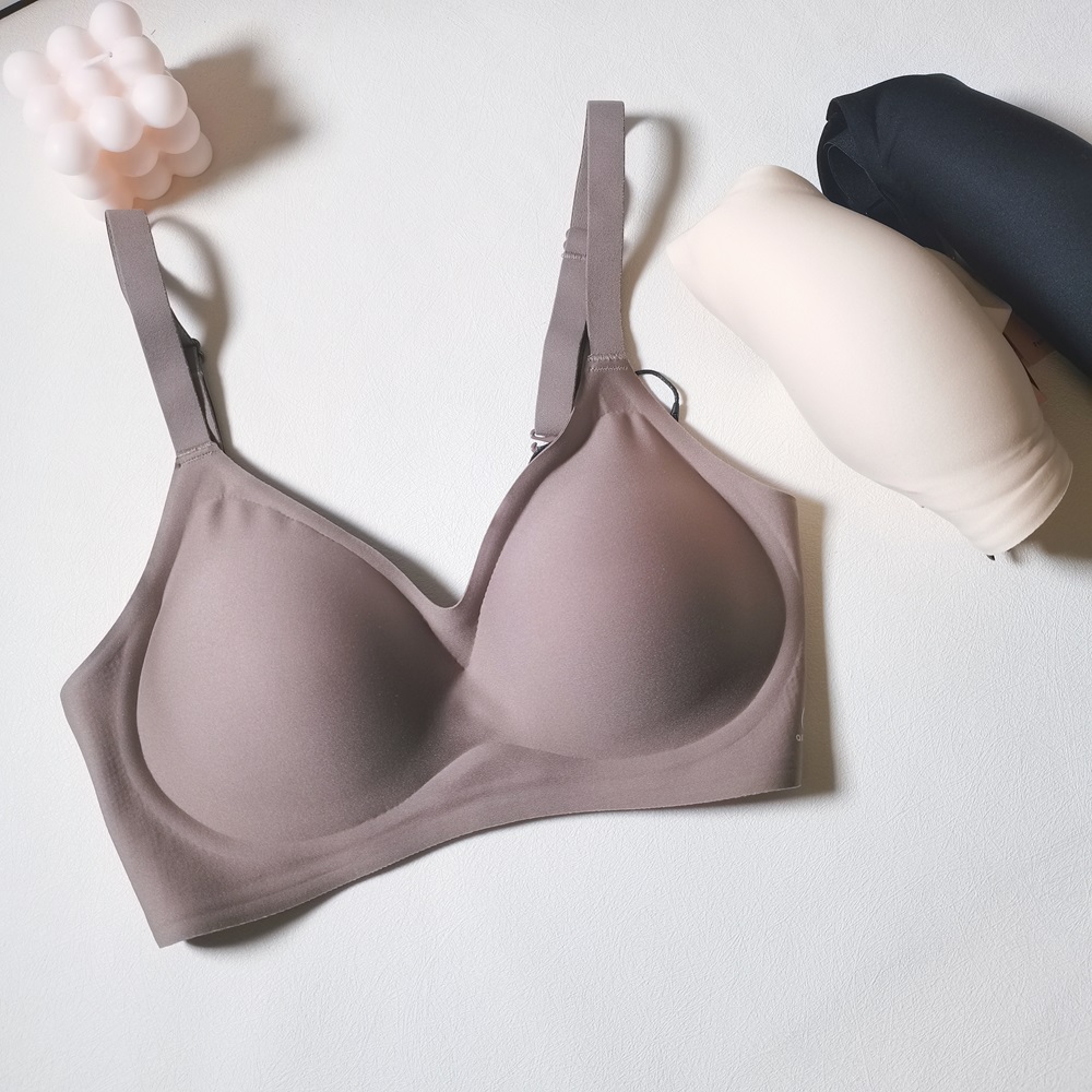 滿集中裸感萬能掌托罩杯無痕內衣