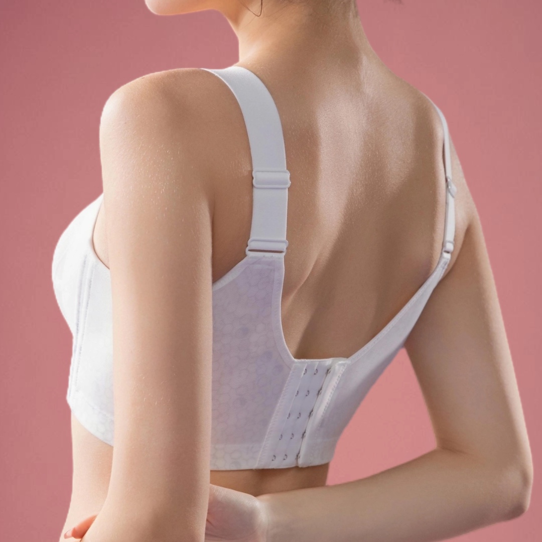 輕透花語，透紗隱點內衣