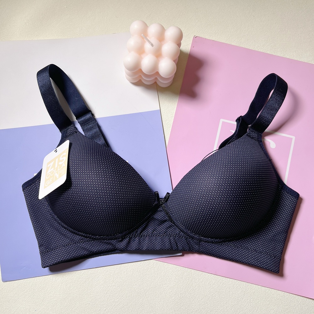 清新柔軟絲滑膠原蛋白罩杯無鋼圈內衣