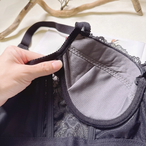 高機能吊橋式一體性遠紅外線短馬甲內衣