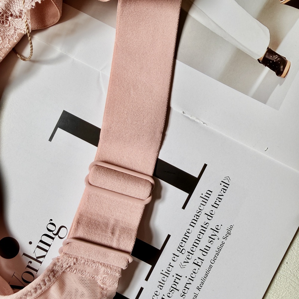 記憶軟鋼圈絲棉內杯調整型內衣