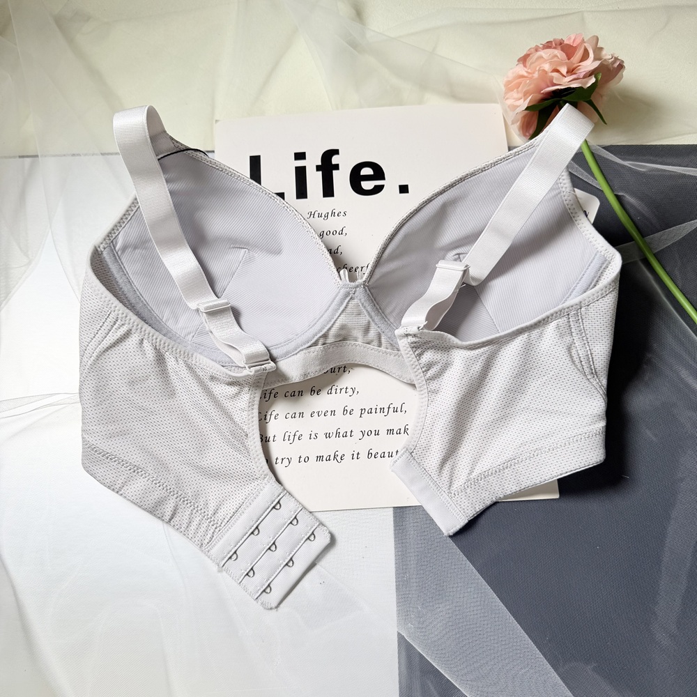 清新柔軟絲滑膠原蛋白罩杯無鋼圈內衣 - 無鋼圈