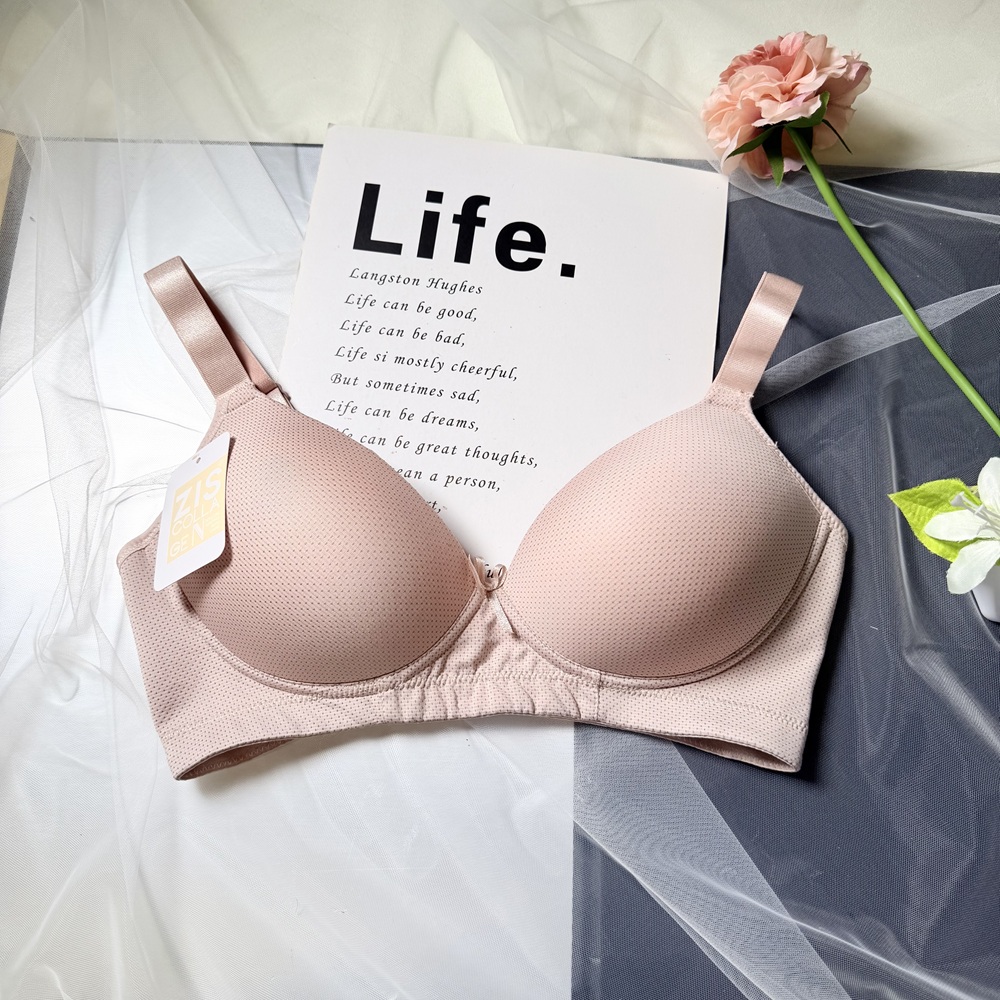 清新柔軟絲滑膠原蛋白罩杯無鋼圈內衣